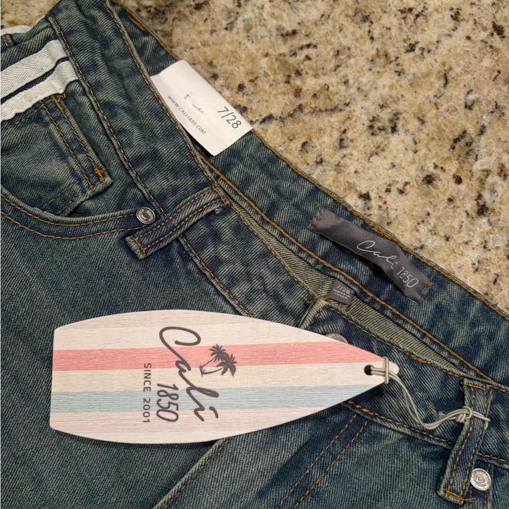 NWT Bow Blue Jeans with White Stripe - Picture 3 of 4